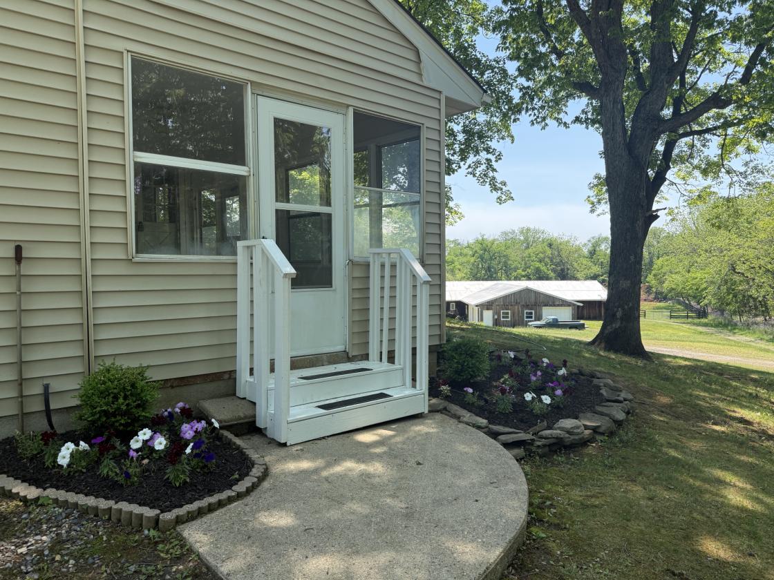 17+ PICTURESQUE ACRES WITH 2 BARNS & HOUSE - photo 28
