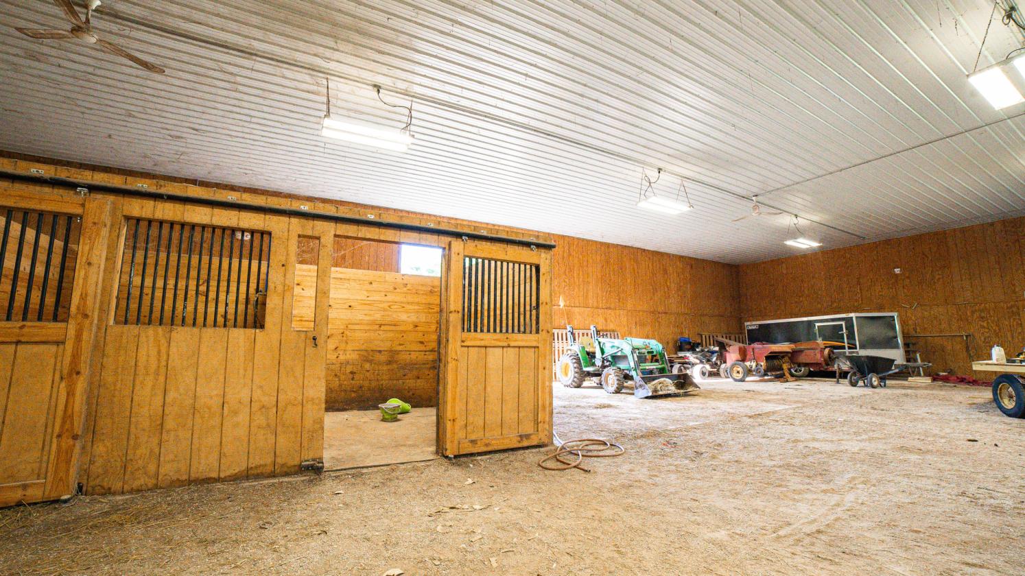 47 acre Equestrian Dream Barn with Remodeled Home - photo 14