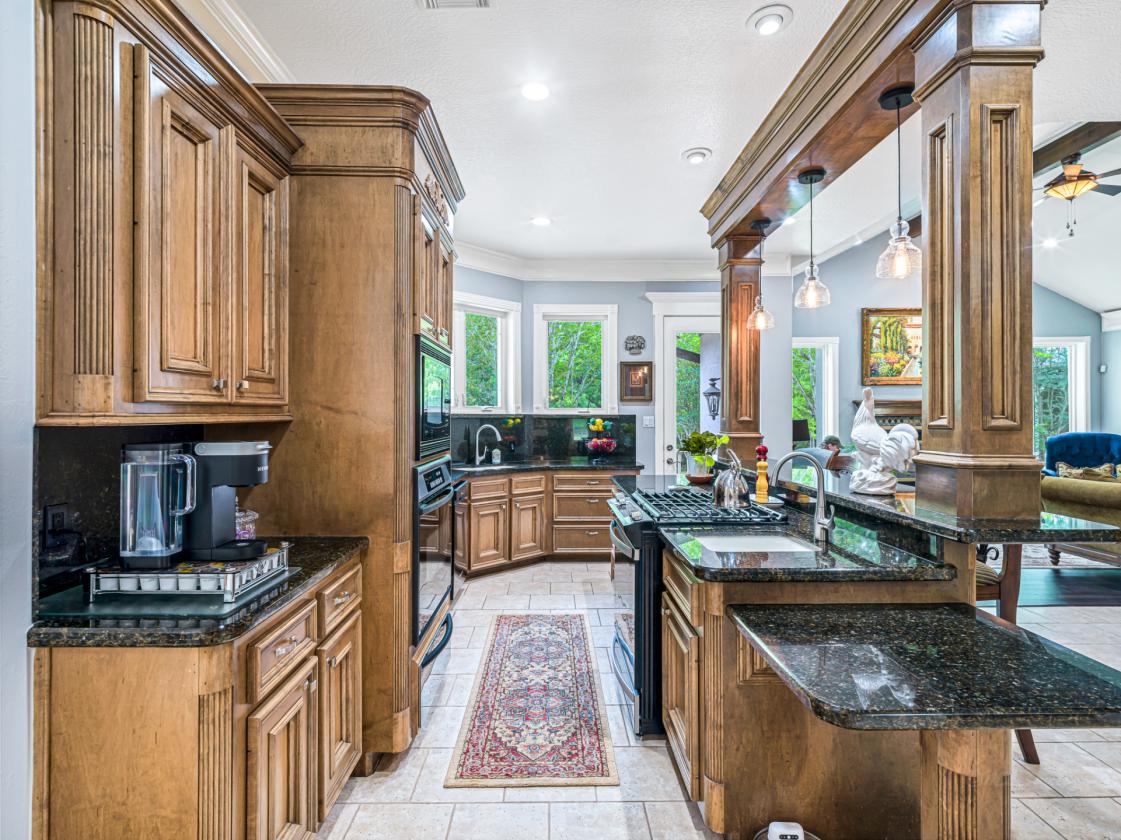 Equestrian-friendly Luxury Property - photo 5