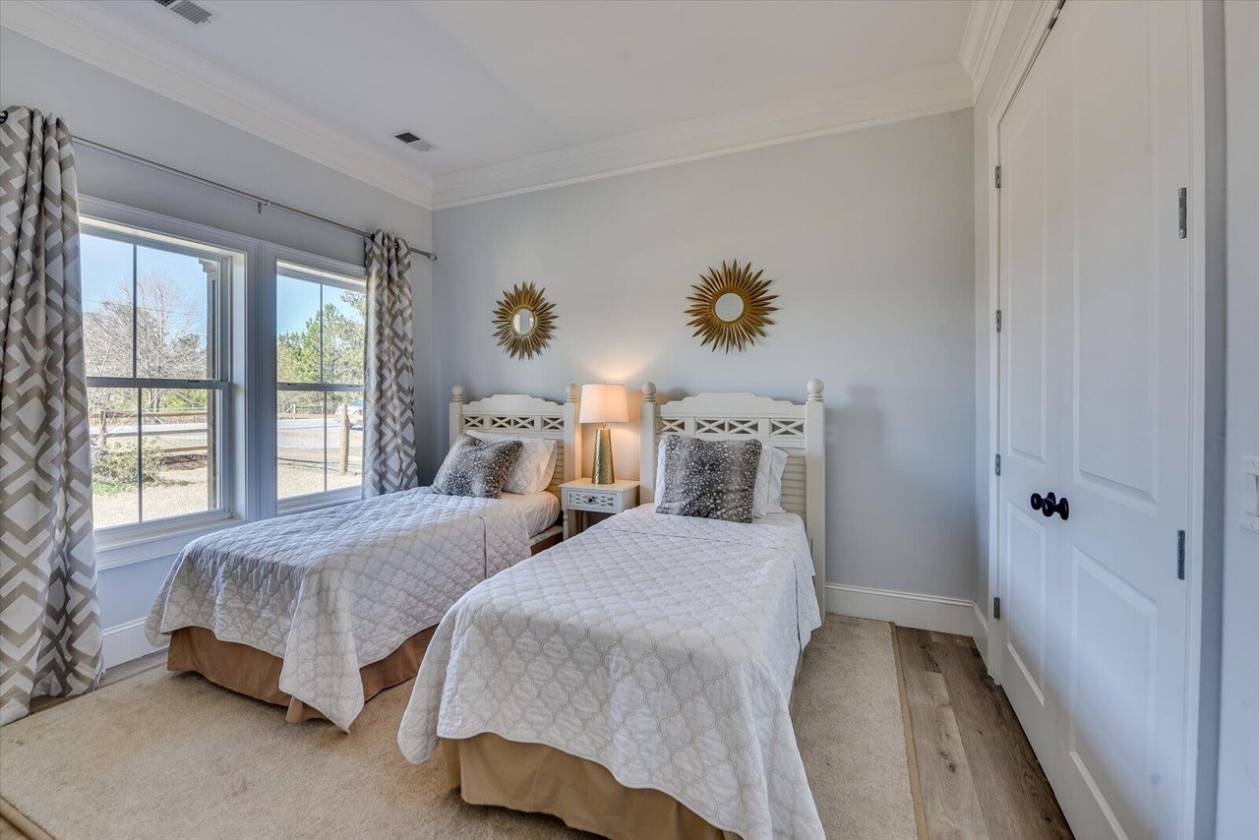 Beautiful 61-Acre Horse Property - photo 20