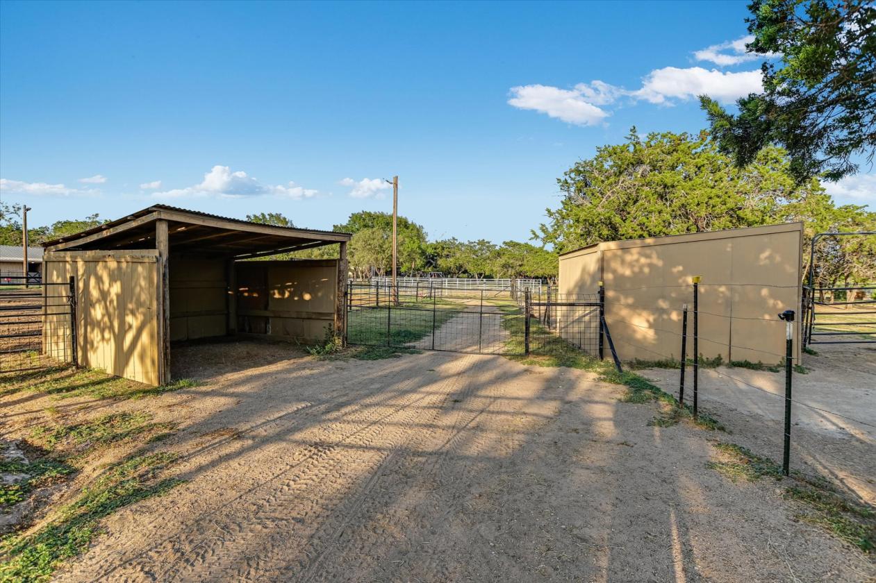 8.55 ACRES + REMODELED HOME + 8 STALL BARN - photo 25