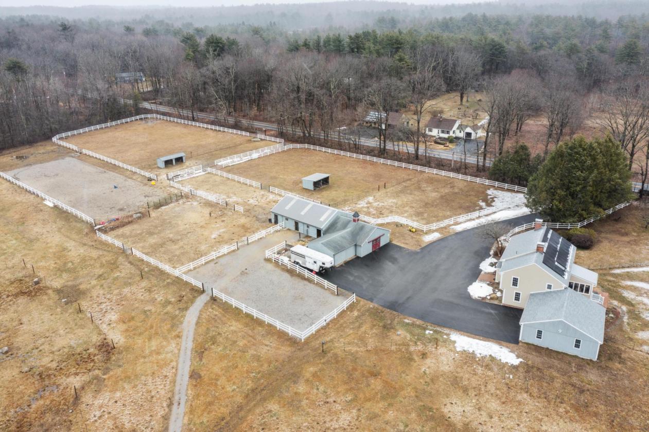 38 Acres with Updated Home, Barn, and Arena - photo 1
