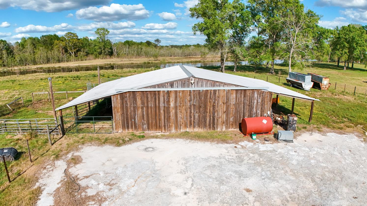 Luxury Home on 79 acres with a 12 acre lake - photo 26