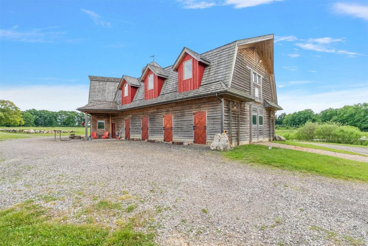 Extraordinary 160 Acre Private Estate - photo 10
