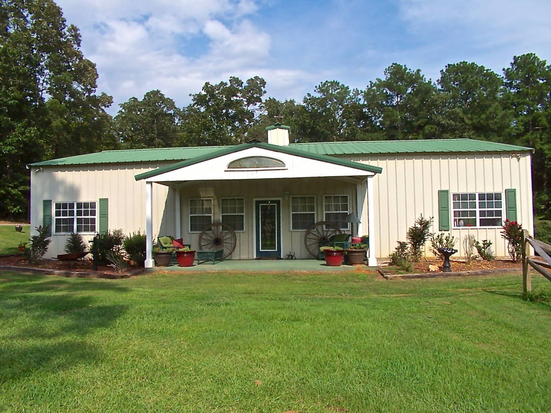 REDUCED! 10 Acre Horse Farm Wilsonville, AL. A Paradise for