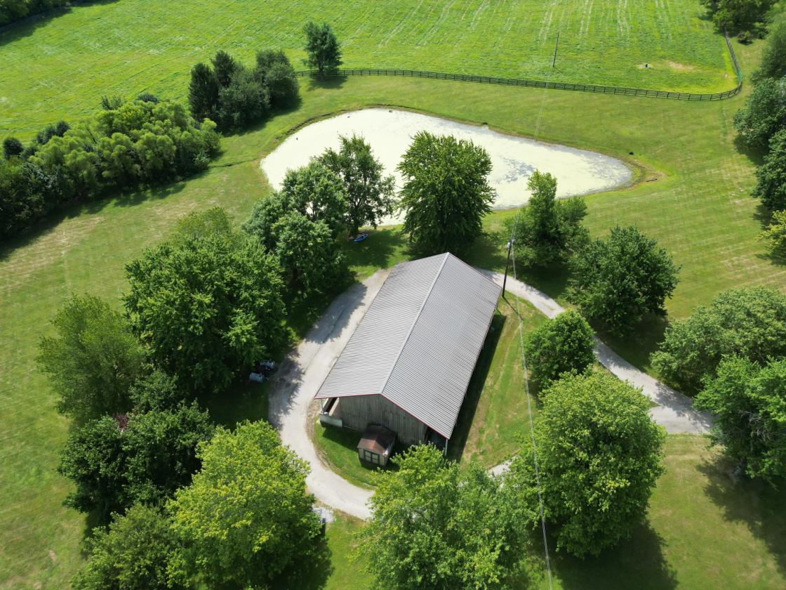 Turn-Key Horse Farm in the Heart of the Bluegrass - photo 9