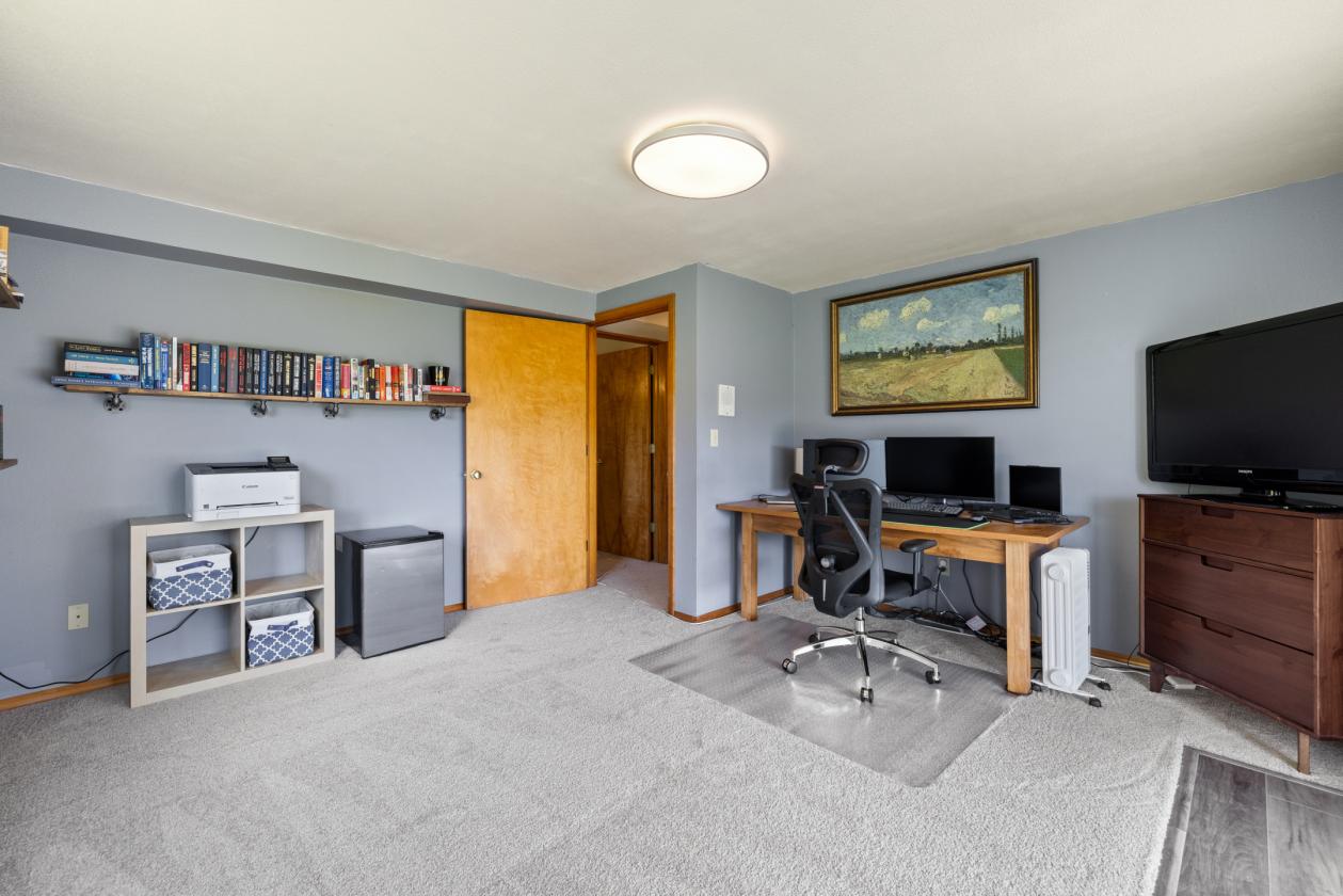 Large home & 18-acre ranch in Shelton, WA! - photo 24