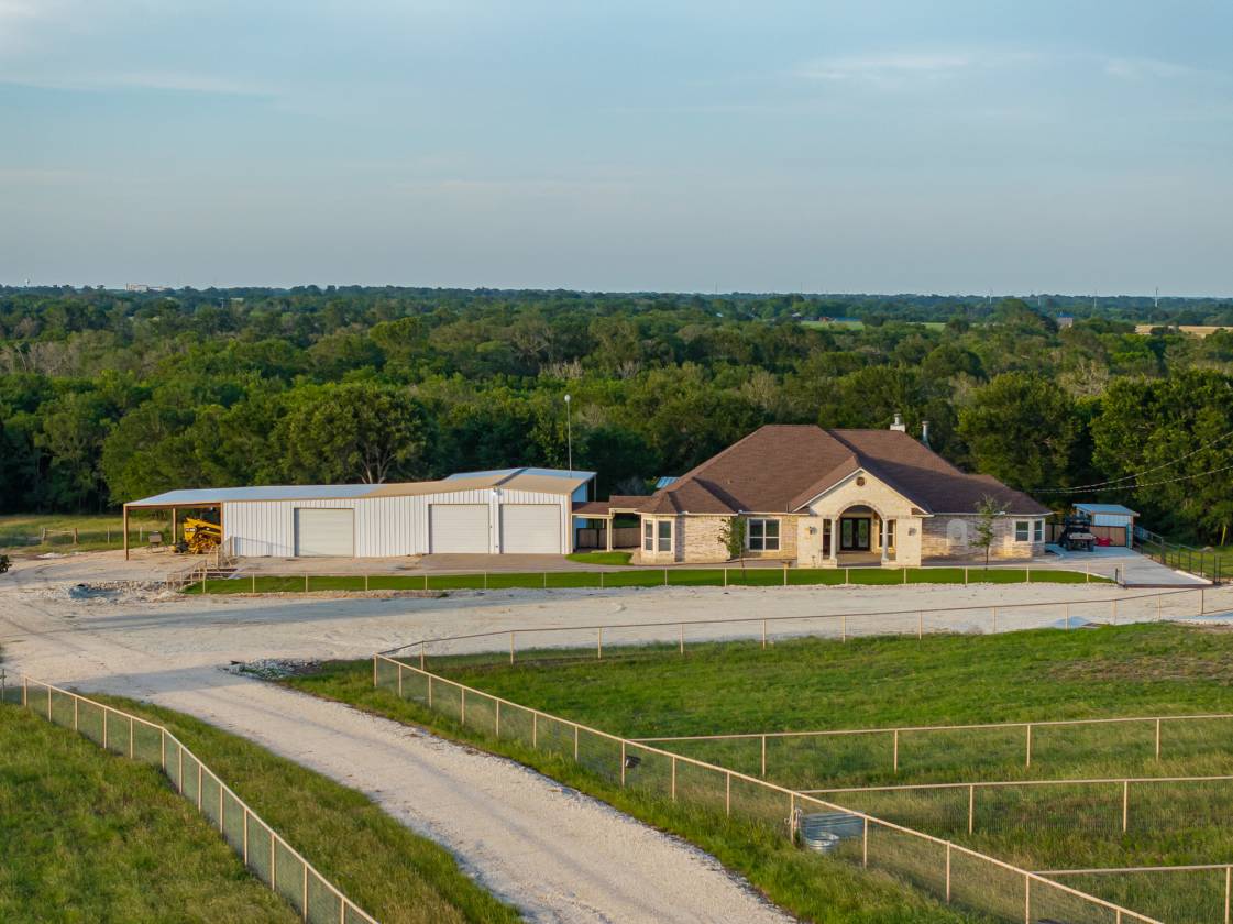 Horse Property for sale.