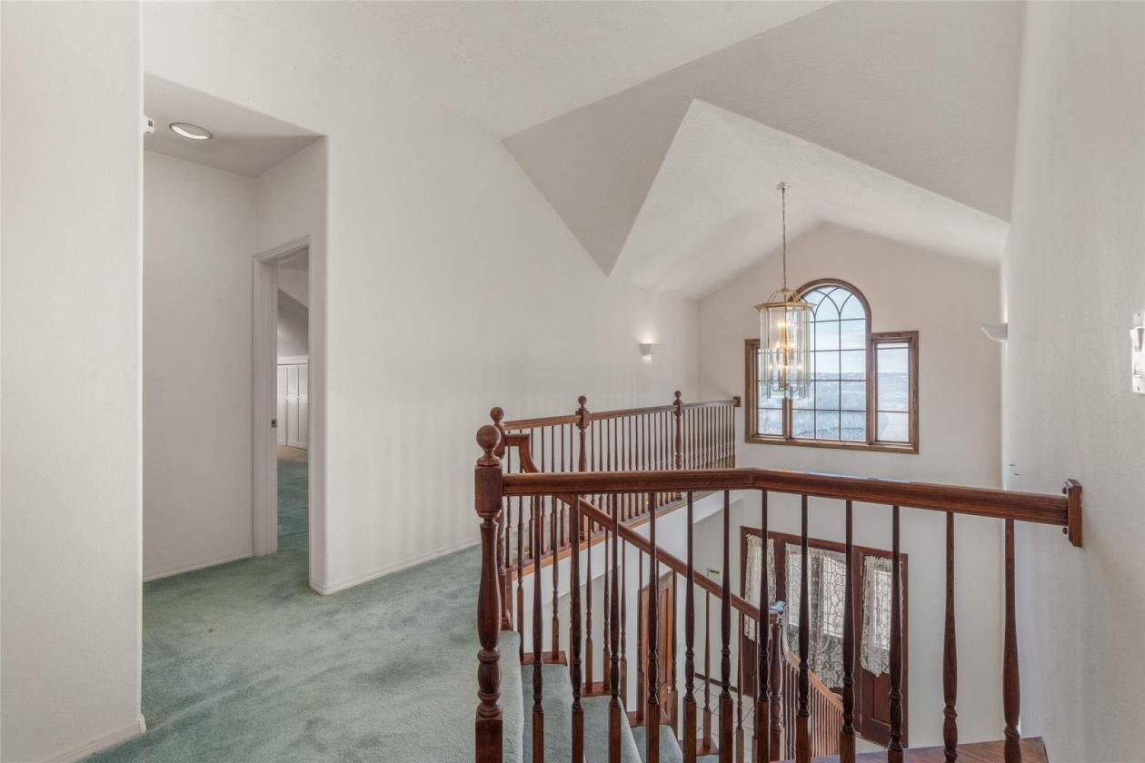 *** PRICE CHANGE***NOW $795,000 (WAS $900,000) - photo 19