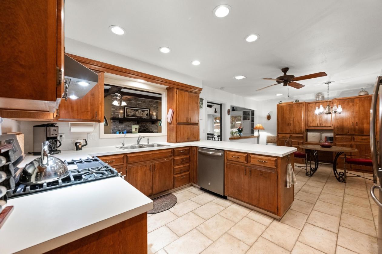 Dancing Oaks Equestrian Ranch - photo 25