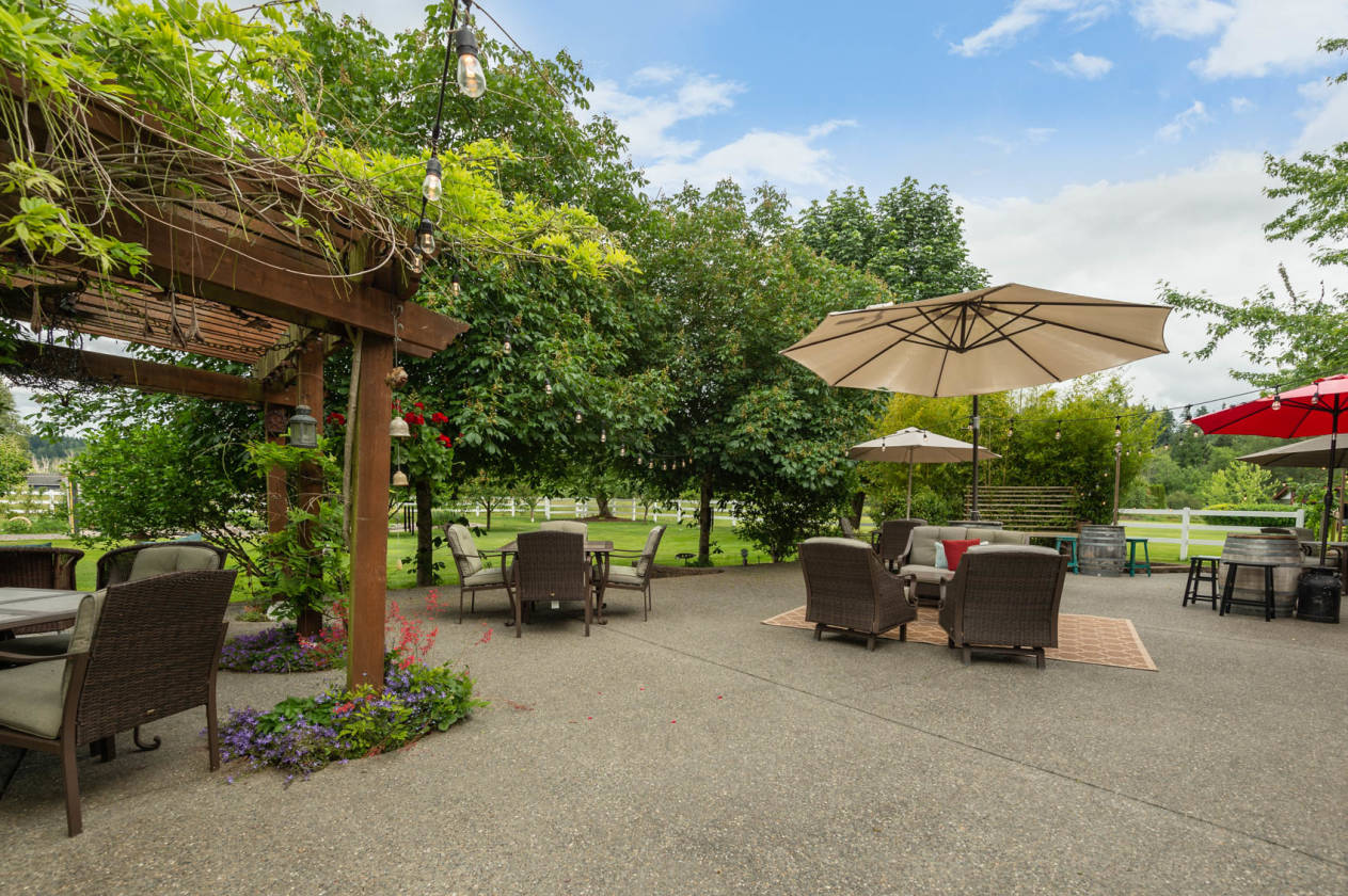 Horse Property / Wedding Venue Spanaway, Pierce County, Washington