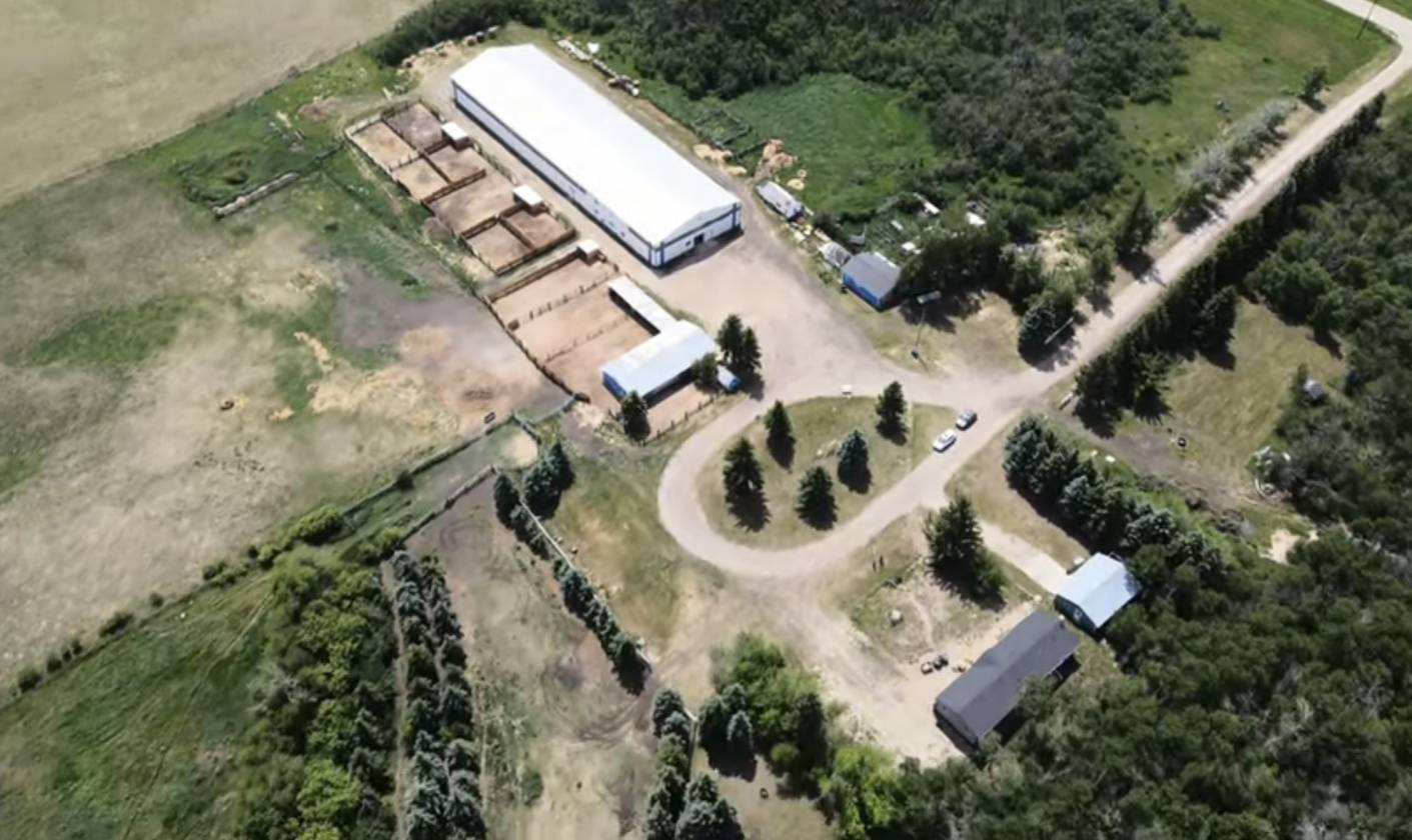 Horse Property for sale.