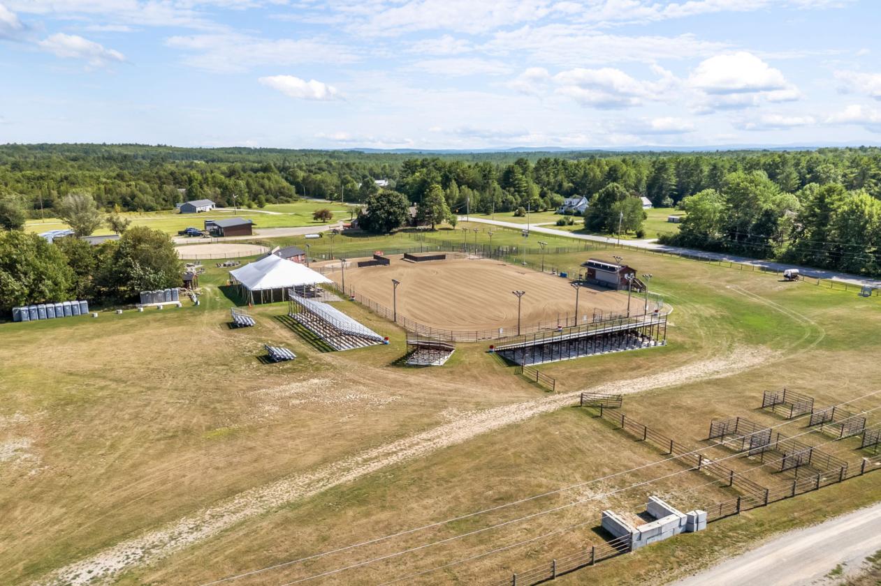 Arena's/Rodeo show & Event Venue almost 100 acres - photo 20