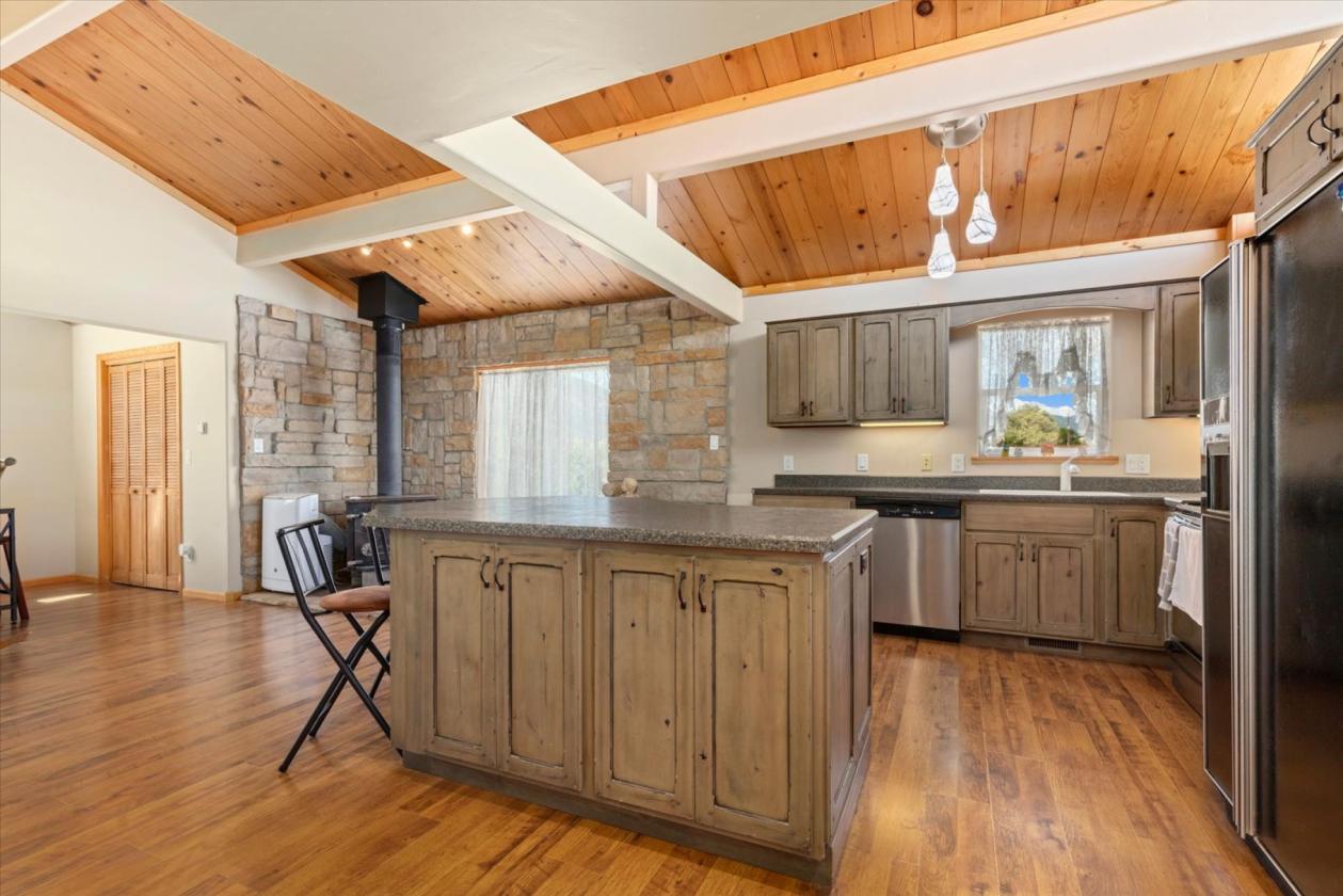 5-acre horse property - photo 17