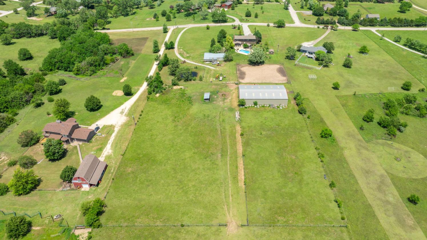 Luxury equestrian resort type property - photo 17