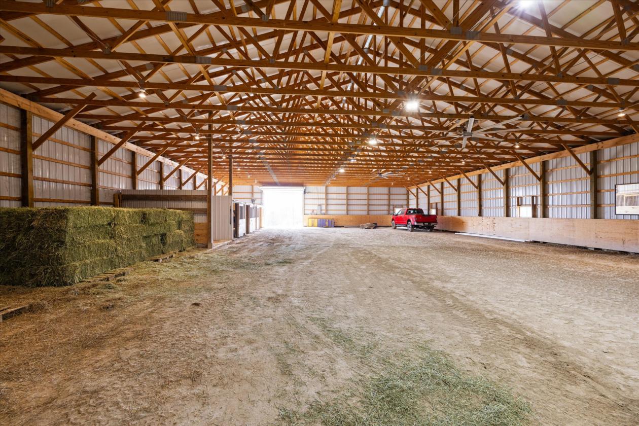 Turn-Key Equestrian Estate With Indoor Arena - photo 1