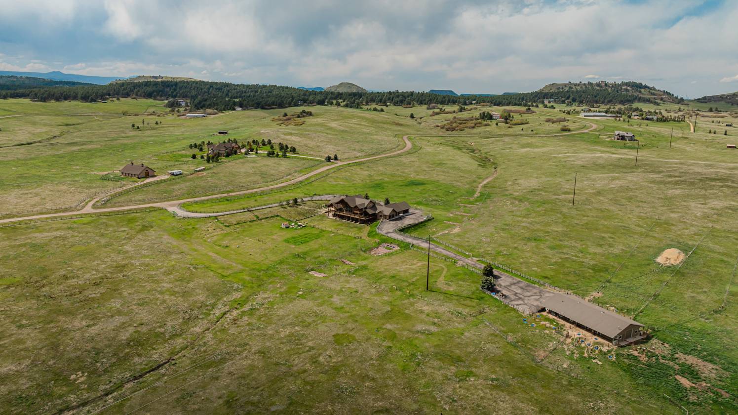 Horse Property for sale.