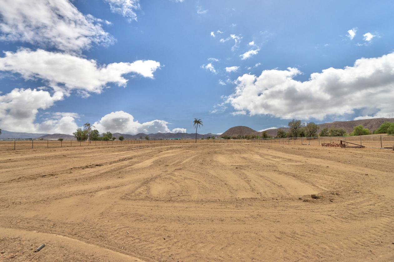 Updated Equestrian Estate with Covered Arena - photo 19