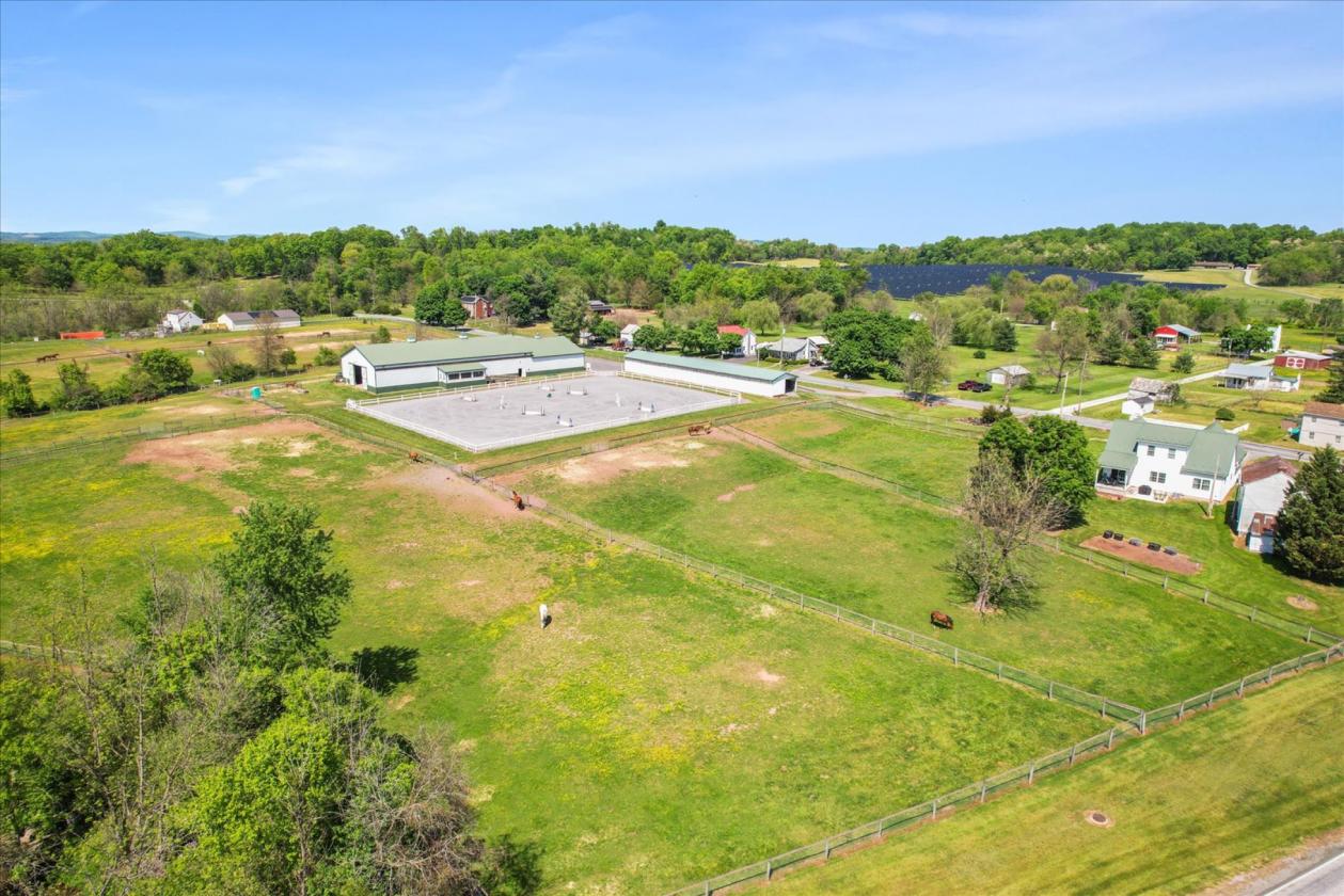 Gettysburg Equestrian Facility with Indoor - photo 7