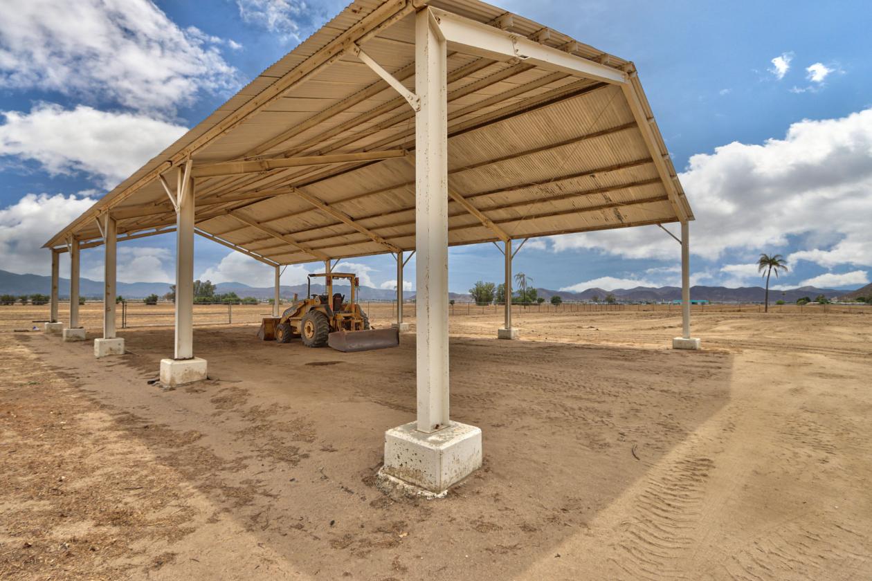 Updated Equestrian Estate with Covered Arena - photo 18