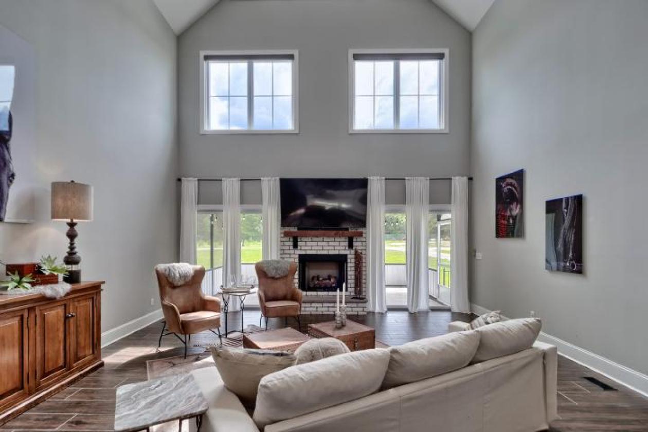 32.84 ACRES. EQUESTRIAN FACILITIES. - photo 26