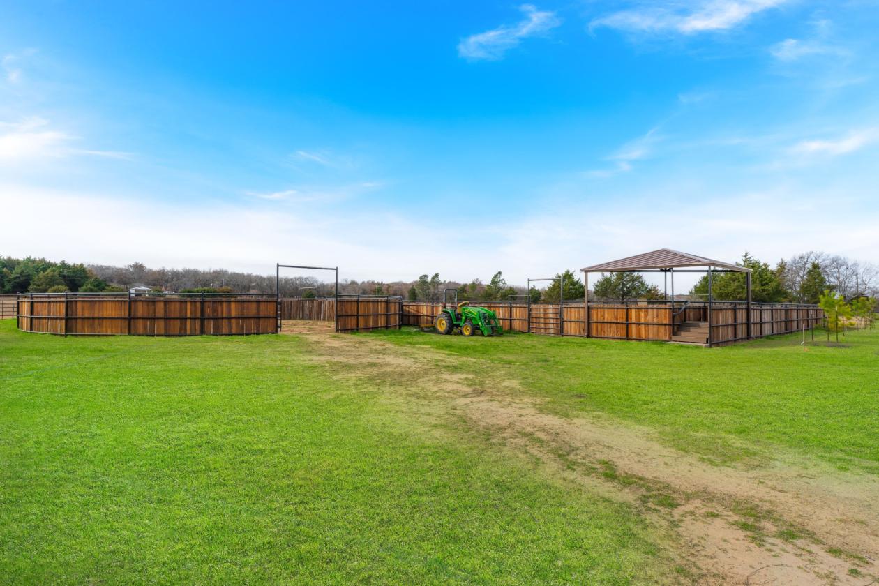 Stunning 15 acres in sought-after Mountain Springs - photo 14