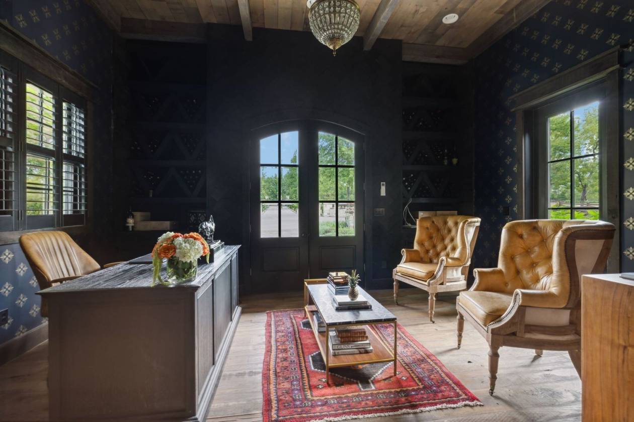 Cortina Farms: 120-Acre Equestrian & Event Estate - photo 16