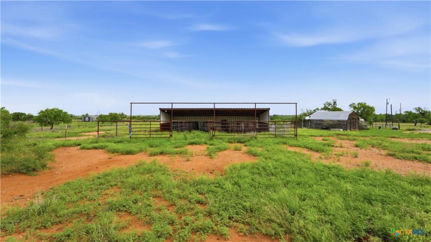 White Rock Ranch Home with 4 Stalls - photo 30