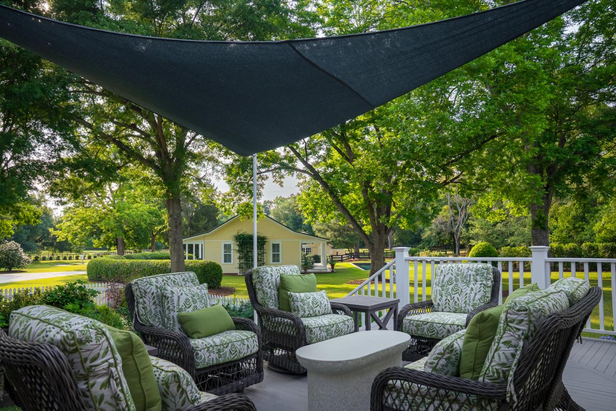 Luxury Equestrian Estate bordered by Bruce's Field - photo 5