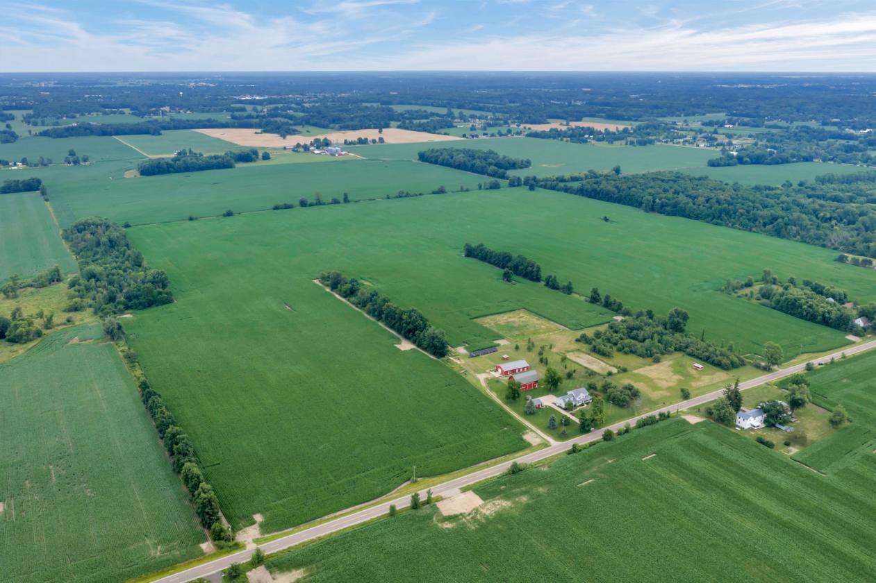 Home and Equestrian Farm on 10 Acres - photo 21