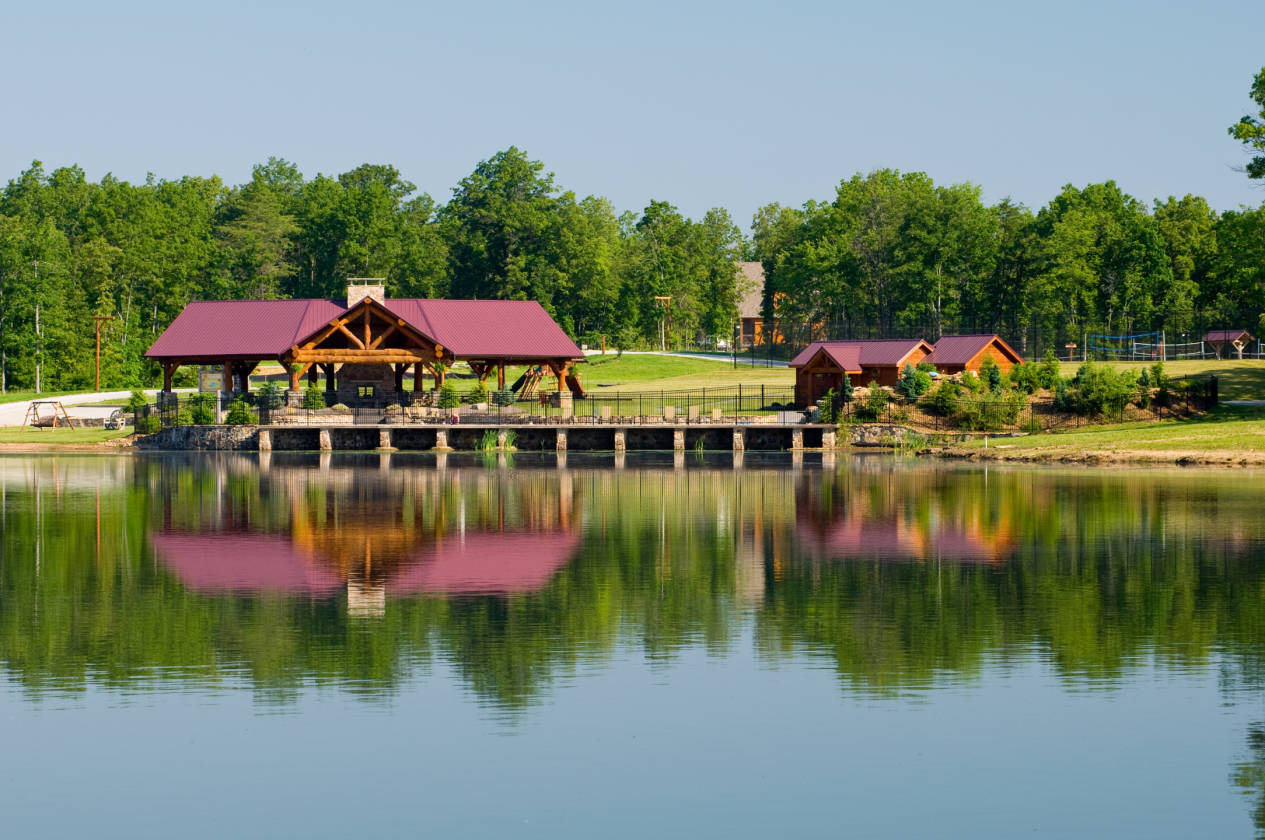 Home with Views of Lake and Equestrian Center at Long... Spencer, Van