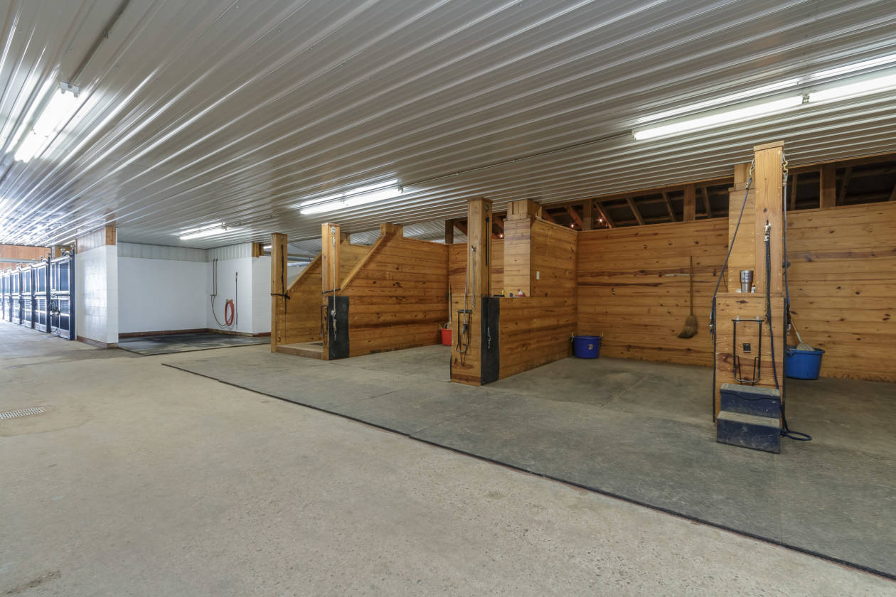 Luxury Equestrian Property with 38,000 SF Barn Plus More Wakarusa, Elkhart County, Indiana