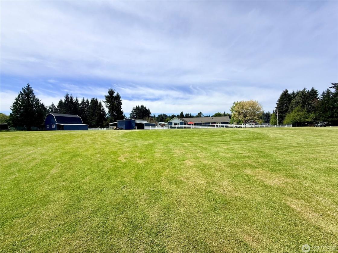 Scenic 3.79-acre horse property w/ high-bank - photo 22