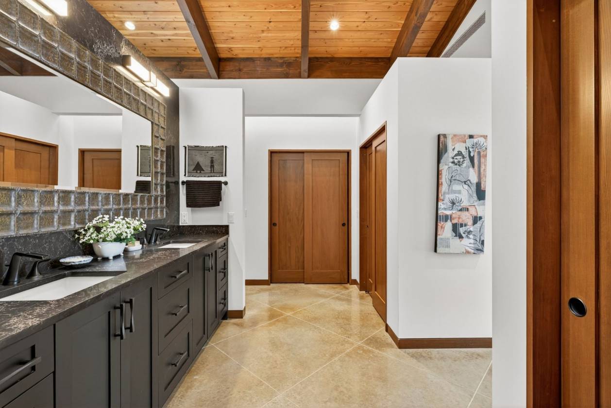 Modern Hill Country Estate with Panoramic Views - photo 18