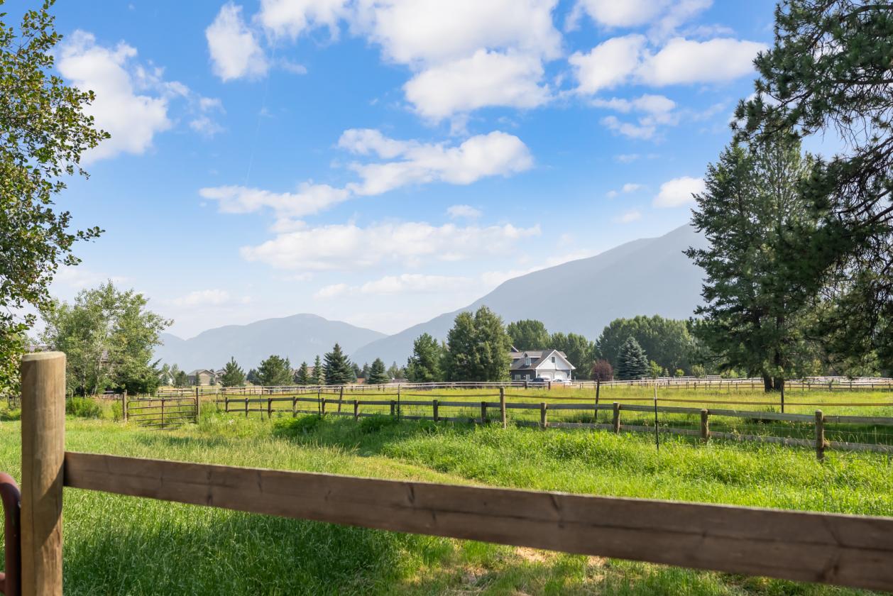 Horse Ranch Near Glacier National Park | Mountain Views! - photo 10