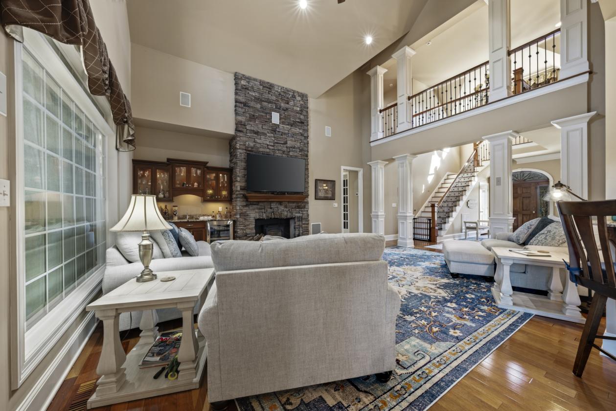Peaceful Equestrian Estate with Dream Barn - photo 12