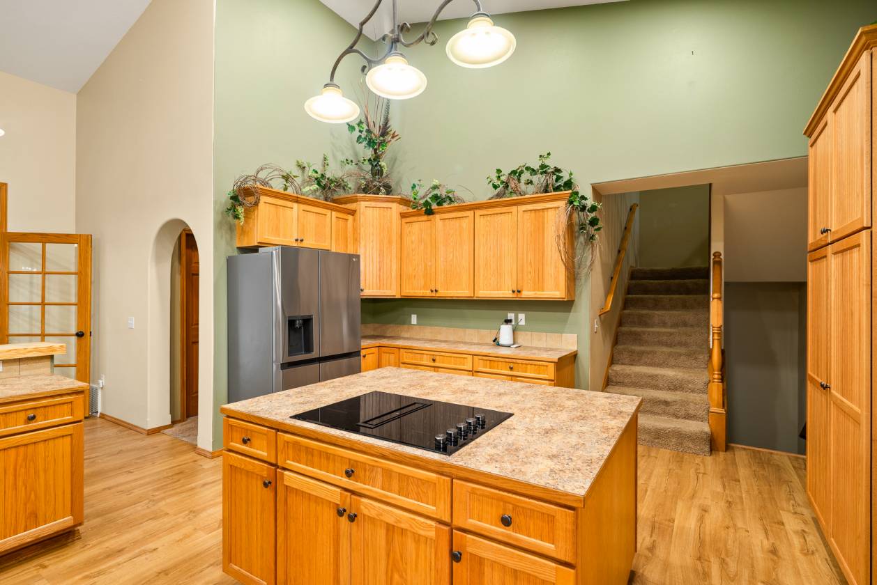 10 Acre Estate - photo 5