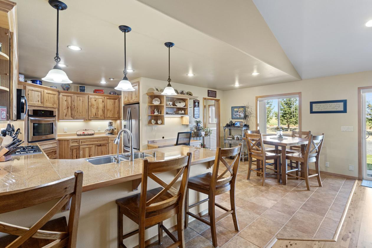 CENTRAL WASHINGTON EQUESTRIAN ESTATE - photo 16