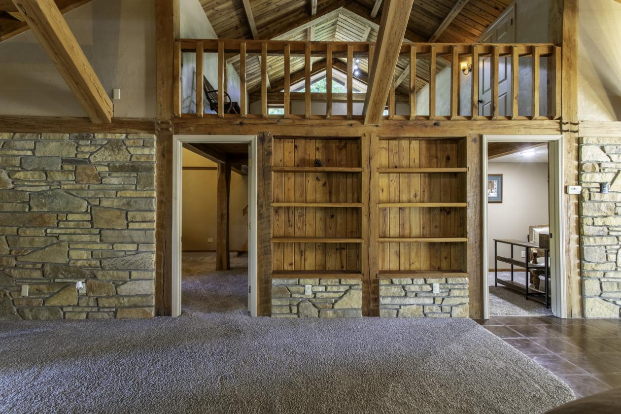 Luxury Timberframe Home with Horse Facilities - photo 19