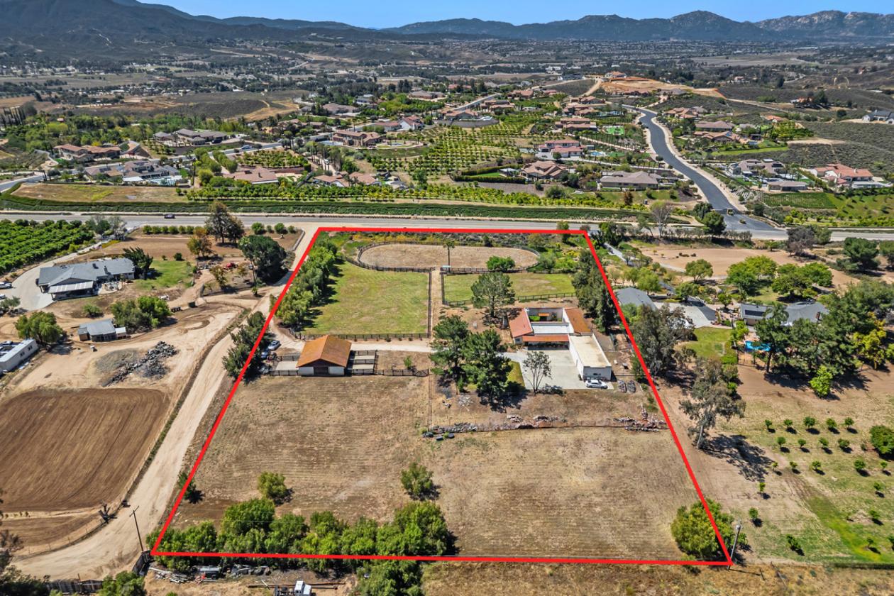 Wine Country horse property with gorgeous views - photo 4