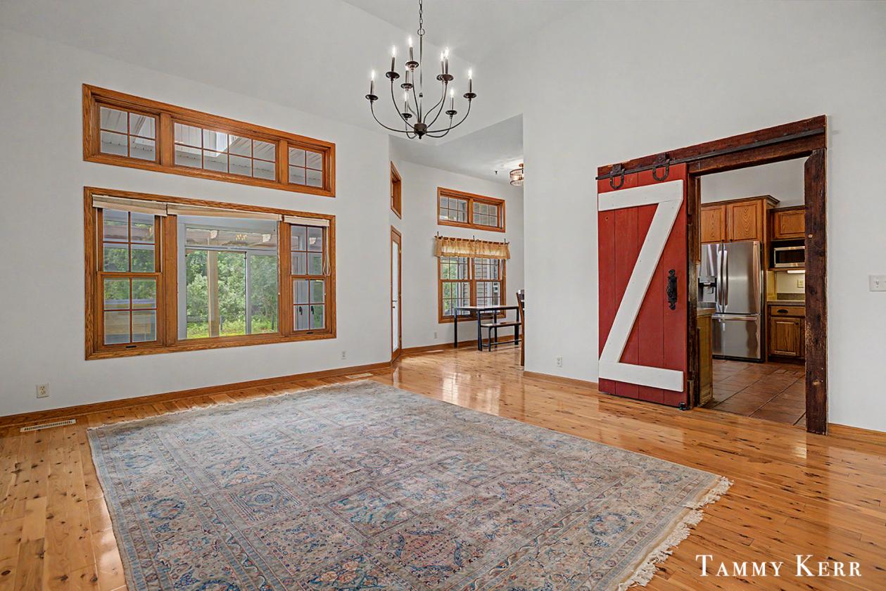 Equestrian Horse Farm - photo 11
