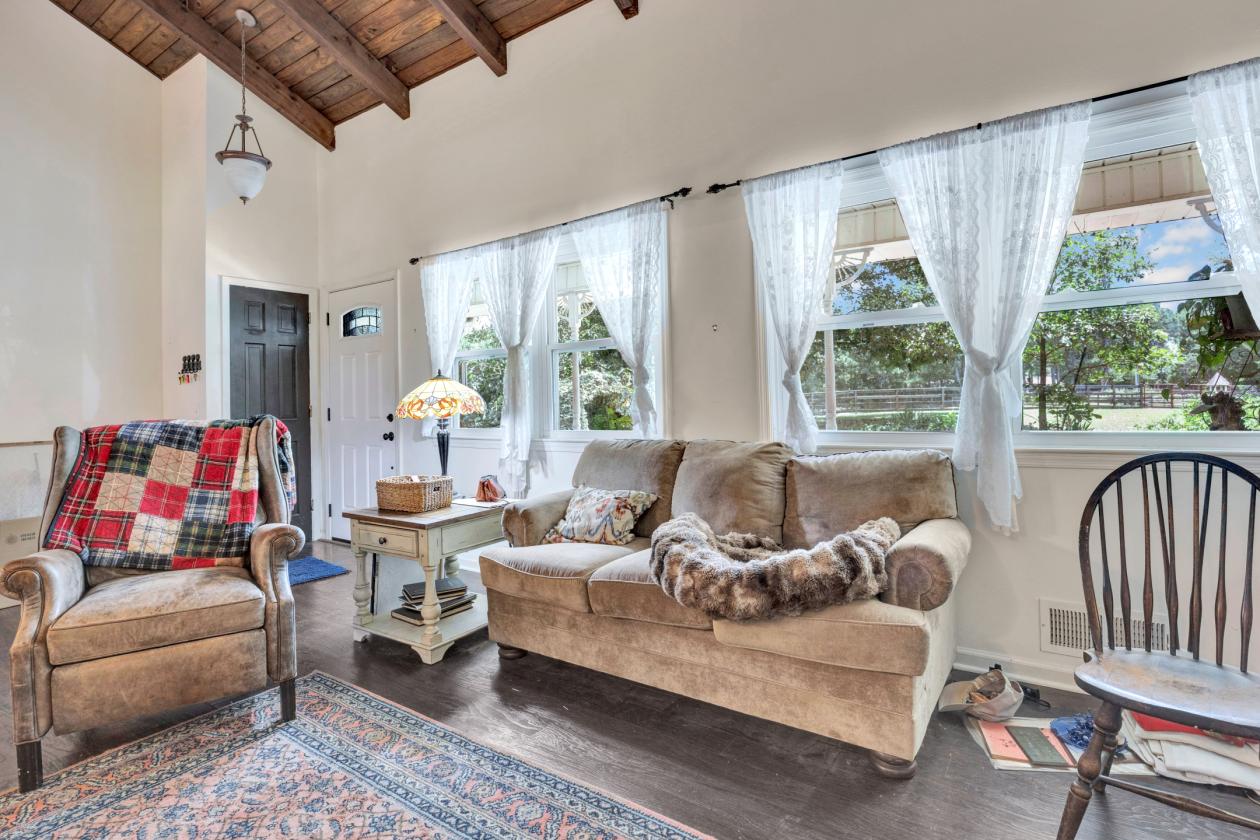 Exceptional 2.98 acre horse property with home - photo 9