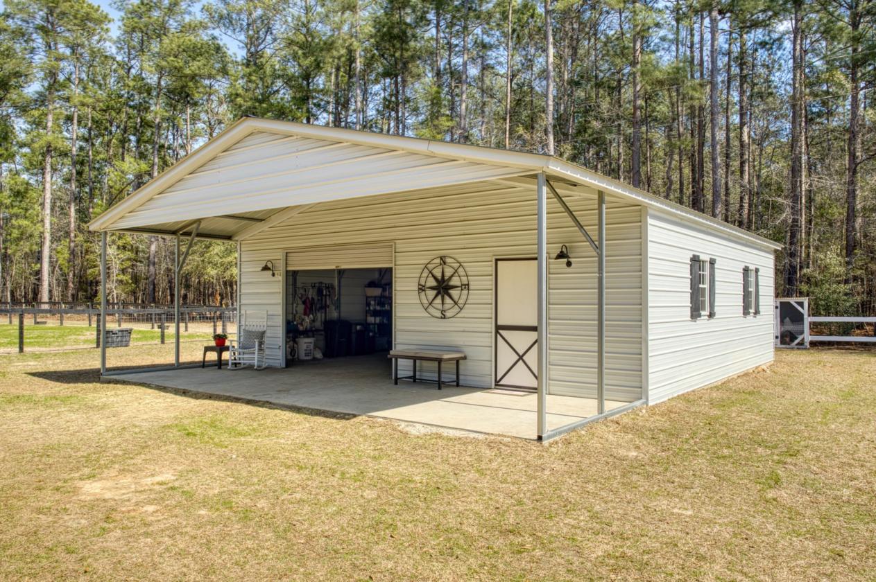 Turnkey & Private 2-Acre Horse Property - photo 23