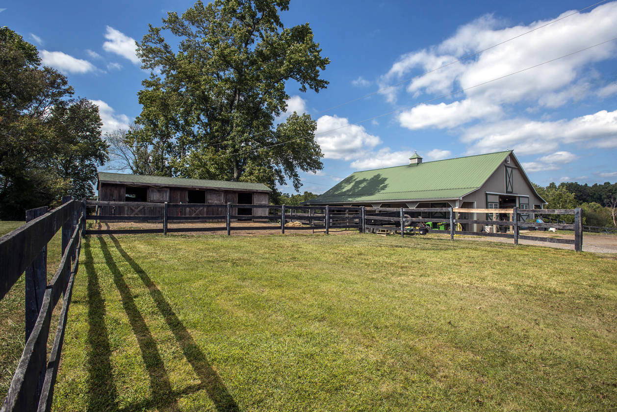 Horse Farm Edgewater, Anne Arundel County, Maryland Horse ranch for sale