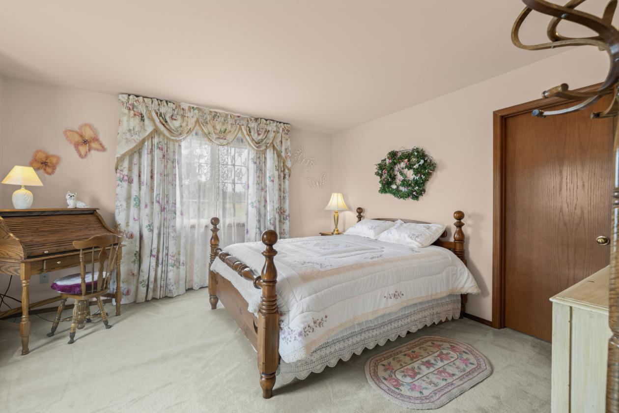 Exceptional Estate in Ebey's Landing Preserve - photo 16