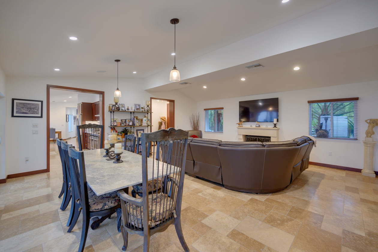 Panoramic Ocean View Luxury Equestrian Estate in Rancho Palos Verdes