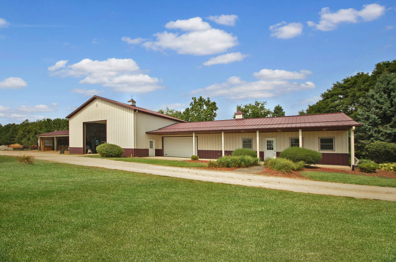 Snodell Farm104+ acre Horse Farm in Campton Hills, IL Campton Hills