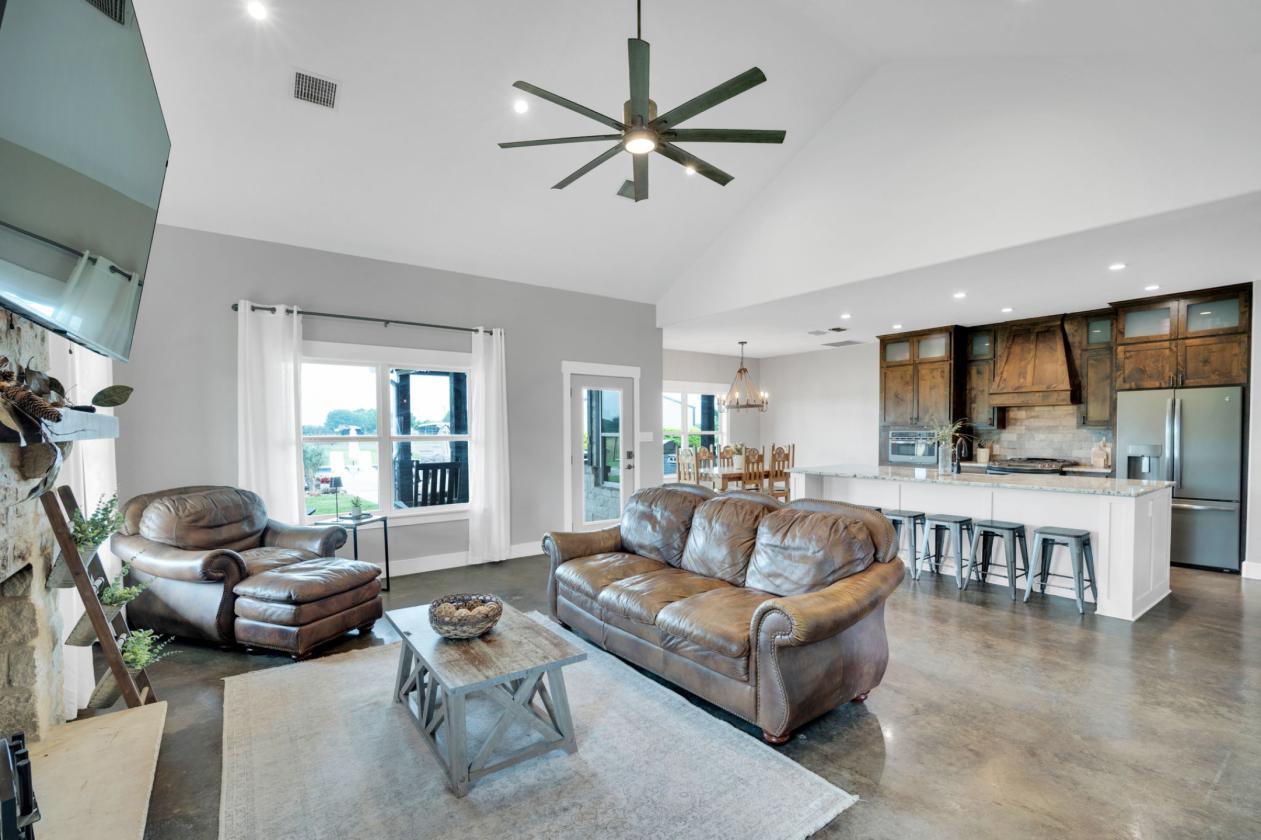 Turn Key Horse Property with Home and Pool - photo 17
