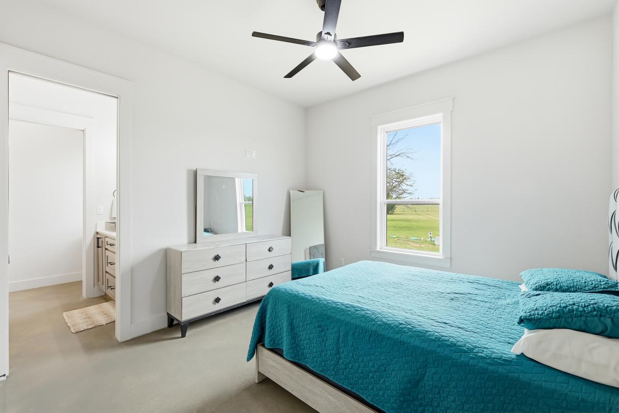 New build ranch-style home on 20 acres - photo 13