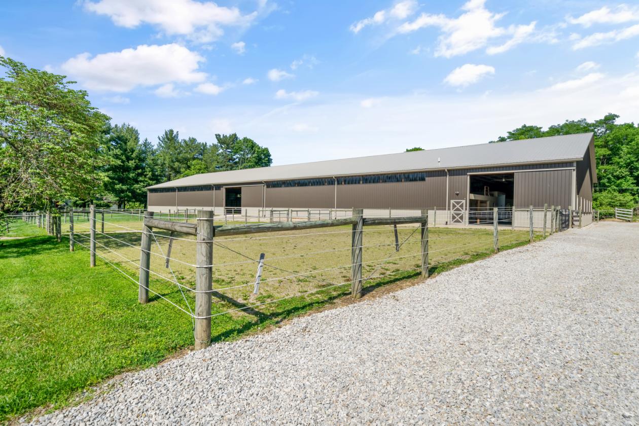 Expansive Equestrian Estate on 13 Acres! - photo 22